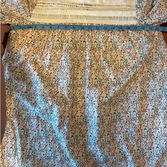 English Factory Floral Lace Trim Shift Babydoll Mini Dress Bell Sleeves Size XS - Picture 5 of 9